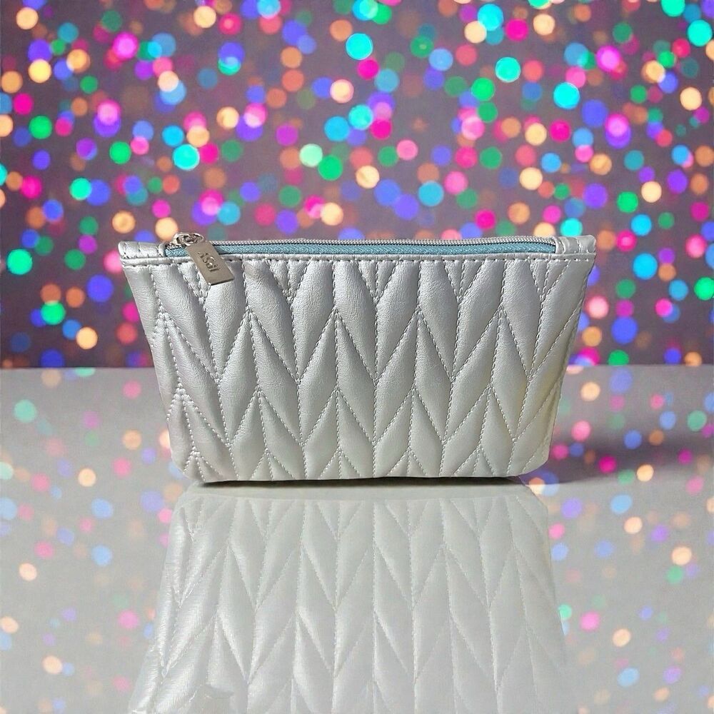 January 2026 Ipsy Glam Bag NWOB 5x7” - Bag only